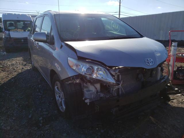 Photo 8 VIN: 5TDKK3DC0DS405285 - TOYOTA SIENNA LE 