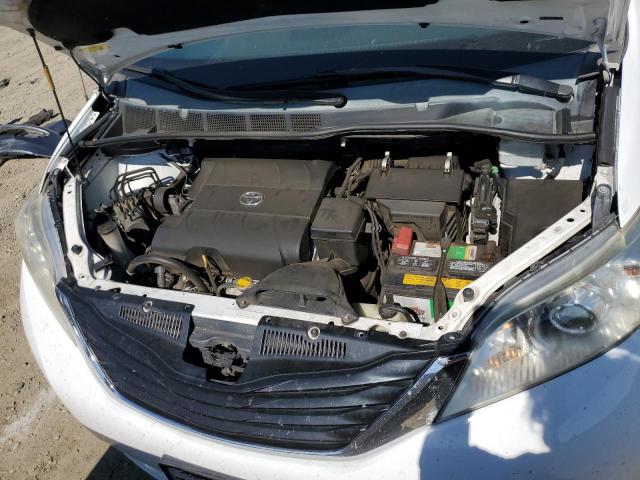 Photo 10 VIN: 5TDKK3DC0ES405983 - TOYOTA SIENNA LE 