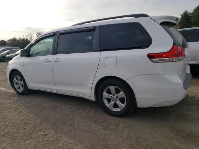 Photo 1 VIN: 5TDKK3DC0ES427031 - TOYOTA SIENNA LE 