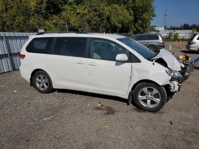 Photo 3 VIN: 5TDKK3DC0ES457338 - TOYOTA SIENNA 