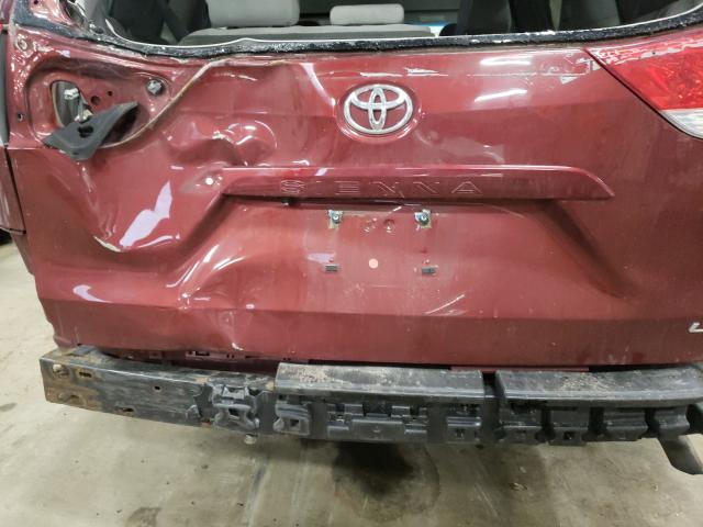 Photo 8 VIN: 5TDKK3DC0ES465911 - TOYOTA SIENNA LE 