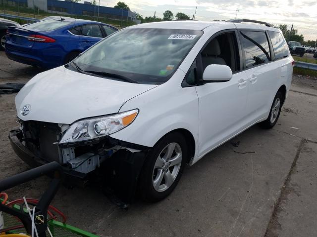 Photo 1 VIN: 5TDKK3DC0ES467397 - TOYOTA SIENNA LE 