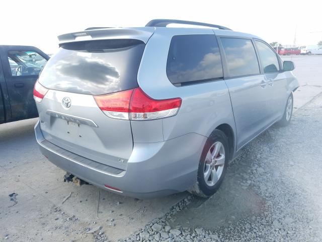 Photo 3 VIN: 5TDKK3DC0ES469019 - TOYOTA SIENNA LE 