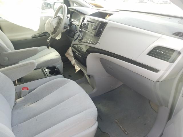 Photo 4 VIN: 5TDKK3DC0ES469019 - TOYOTA SIENNA LE 