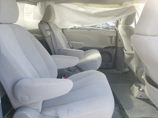 Photo 5 VIN: 5TDKK3DC0ES469019 - TOYOTA SIENNA LE 