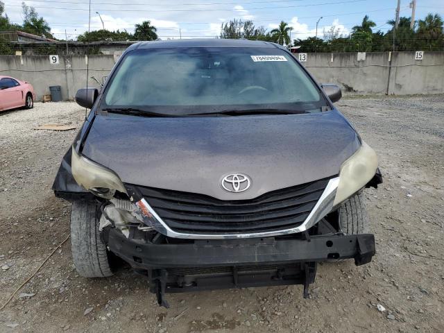 Photo 4 VIN: 5TDKK3DC0ES494552 - TOYOTA SIENNA LE 