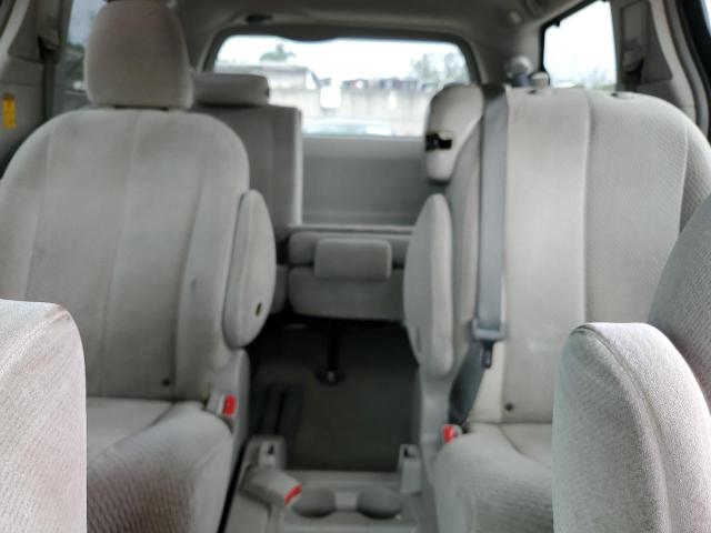 Photo 9 VIN: 5TDKK3DC0ES494552 - TOYOTA SIENNA LE 