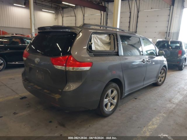 Photo 3 VIN: 5TDKK3DC0ES509888 - TOYOTA SIENNA 