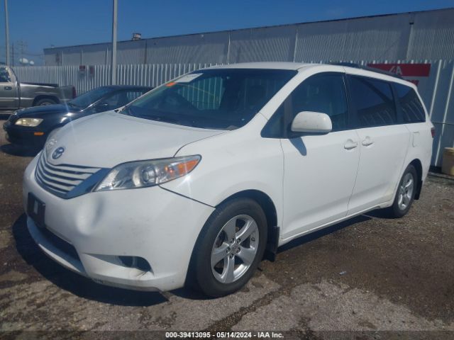 Photo 1 VIN: 5TDKK3DC0FS561961 - TOYOTA SIENNA 