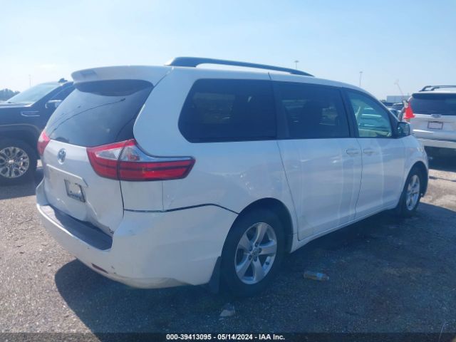 Photo 3 VIN: 5TDKK3DC0FS561961 - TOYOTA SIENNA 