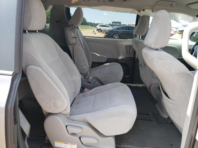 Photo 10 VIN: 5TDKK3DC0FS564763 - TOYOTA SIENNA LE 