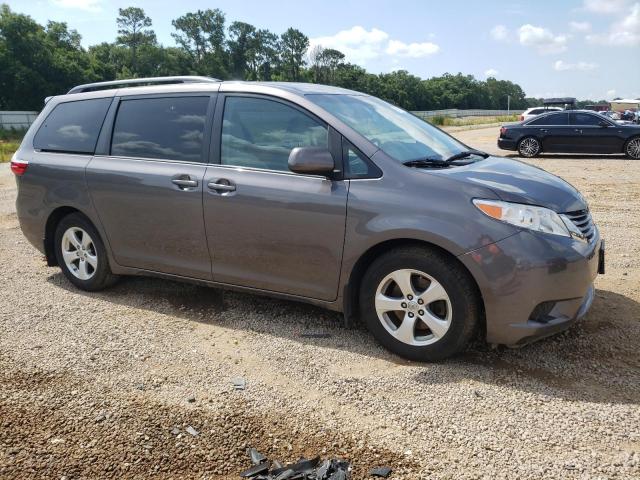 Photo 3 VIN: 5TDKK3DC0FS564763 - TOYOTA SIENNA LE 