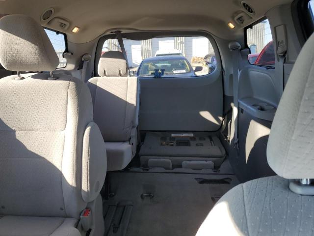 Photo 9 VIN: 5TDKK3DC0FS572247 - TOYOTA SIENNA LE 