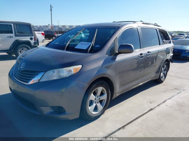 Photo 1 VIN: 5TDKK3DC0FS581689 - TOYOTA SIENNA 