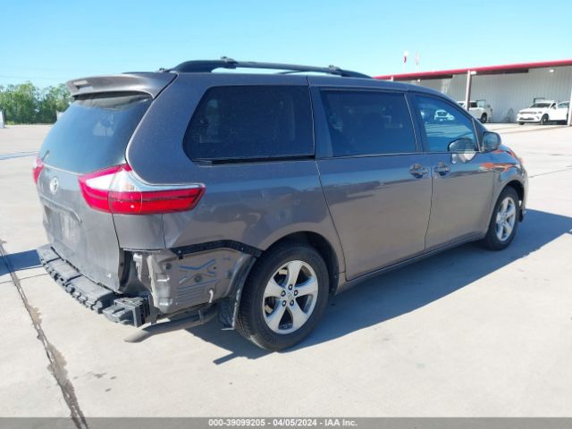 Photo 3 VIN: 5TDKK3DC0FS581689 - TOYOTA SIENNA 