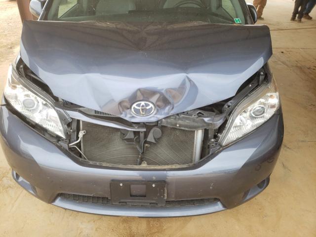 Photo 6 VIN: 5TDKK3DC0FS592370 - TOYOTA SIENNA LE 