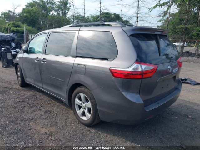 Photo 2 VIN: 5TDKK3DC0FS648730 - TOYOTA SIENNA 