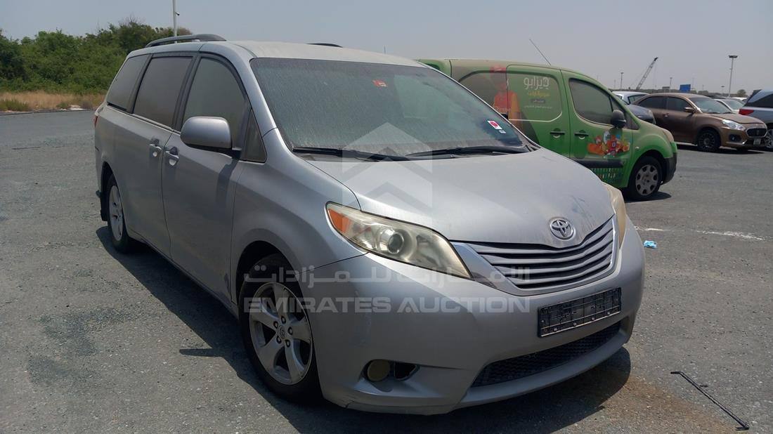 Photo 8 VIN: 5TDKK3DC0FS662305 - TOYOTA SIENNA 