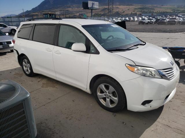 Photo 3 VIN: 5TDKK3DC0FS680836 - TOYOTA SIENNA LE 