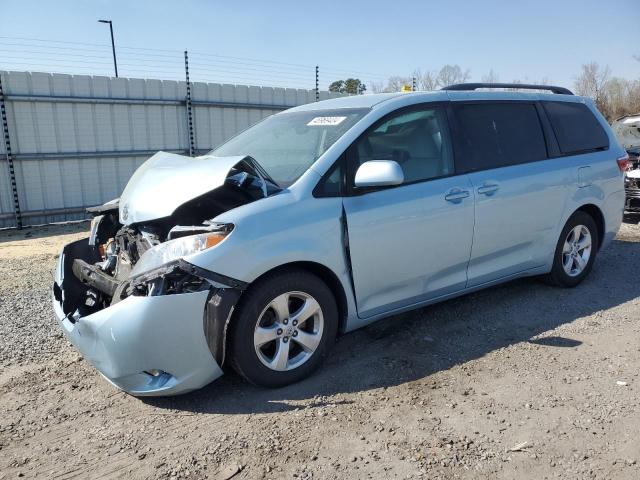 Photo 0 VIN: 5TDKK3DC0FS681663 - TOYOTA SIENNA LE 