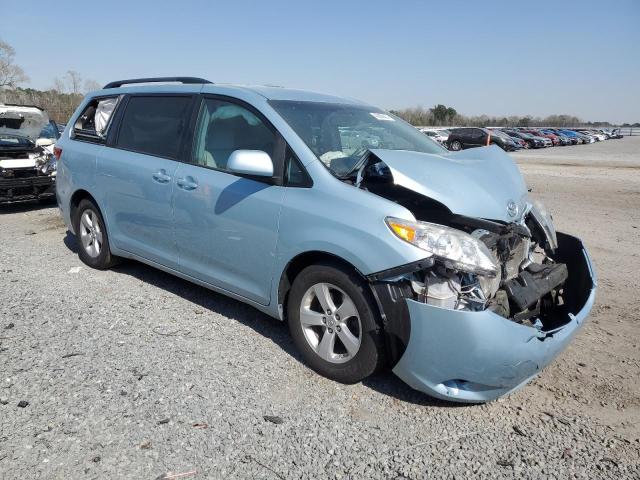 Photo 3 VIN: 5TDKK3DC0FS681663 - TOYOTA SIENNA LE 