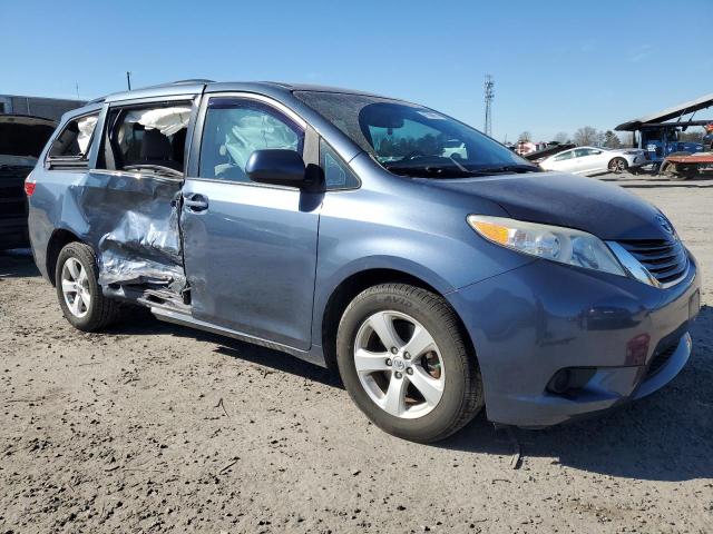 Photo 3 VIN: 5TDKK3DC0FS685518 - TOYOTA SIENNA LE 