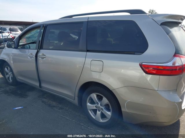 Photo 2 VIN: 5TDKK3DC0FS686653 - TOYOTA SIENNA 