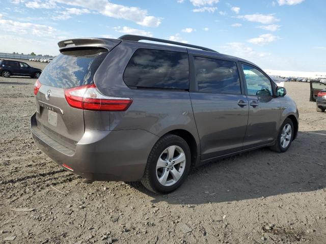 Photo 2 VIN: 5TDKK3DC0GS706286 - TOYOTA SIENNA LE 