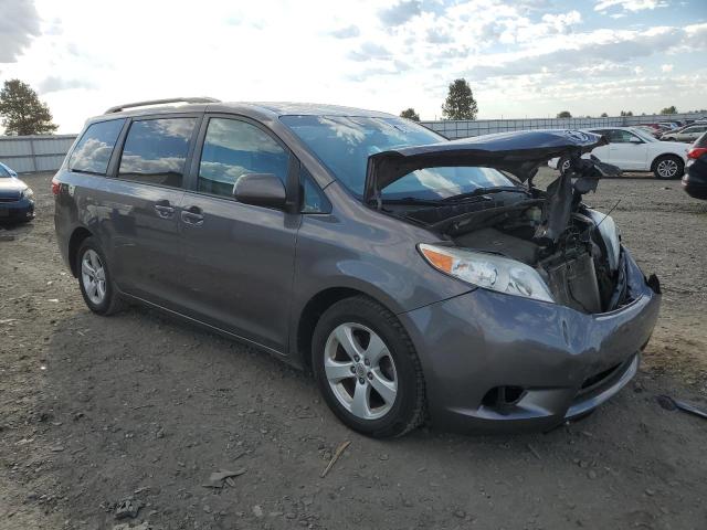 Photo 3 VIN: 5TDKK3DC0GS706286 - TOYOTA SIENNA LE 