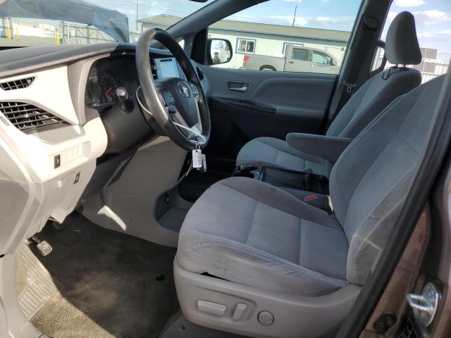 Photo 6 VIN: 5TDKK3DC0GS706286 - TOYOTA SIENNA LE 