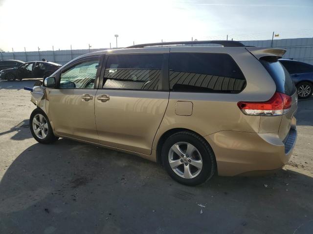 Photo 1 VIN: 5TDKK3DC1BS010898 - TOYOTA SIENNA LE 