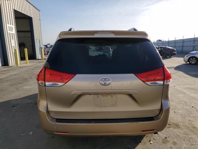 Photo 5 VIN: 5TDKK3DC1BS010898 - TOYOTA SIENNA LE 