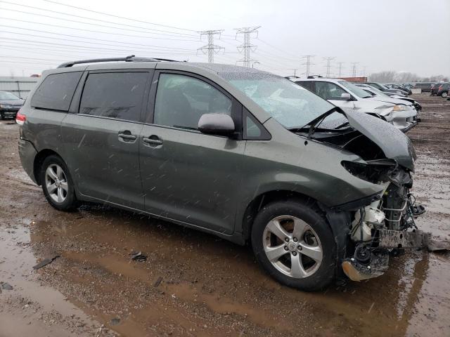 Photo 3 VIN: 5TDKK3DC1BS011520 - TOYOTA SIENNA LE 