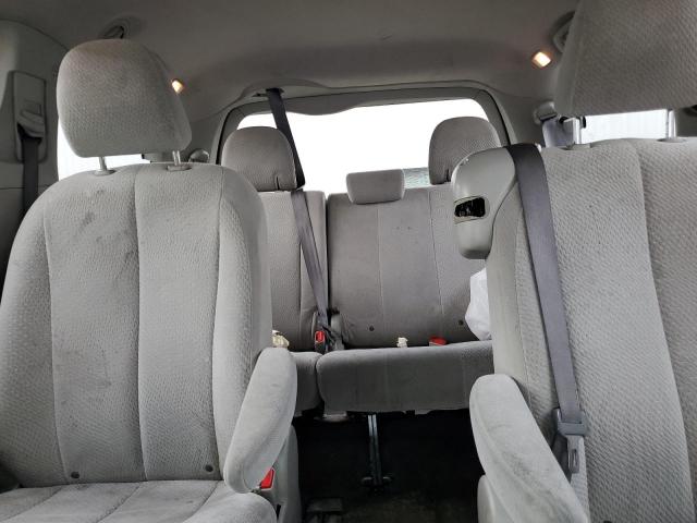 Photo 9 VIN: 5TDKK3DC1BS028026 - TOYOTA SIENNA LE 