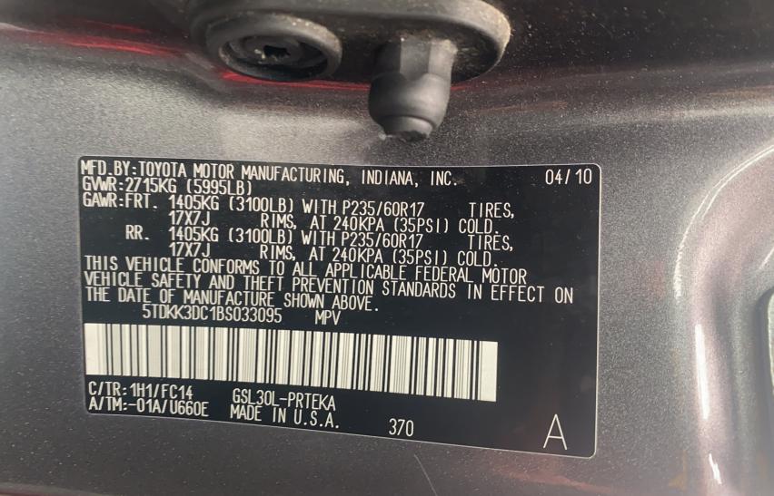 Photo 9 VIN: 5TDKK3DC1BS033095 - TOYOTA SIENNA LE 