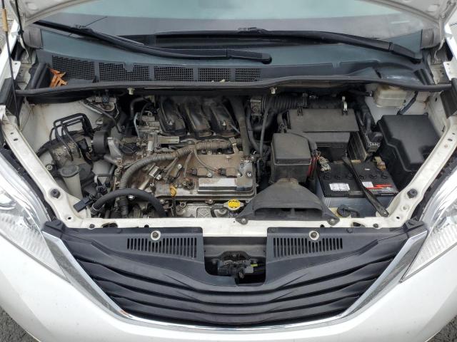 Photo 11 VIN: 5TDKK3DC1BS055162 - TOYOTA SIENNA LE 