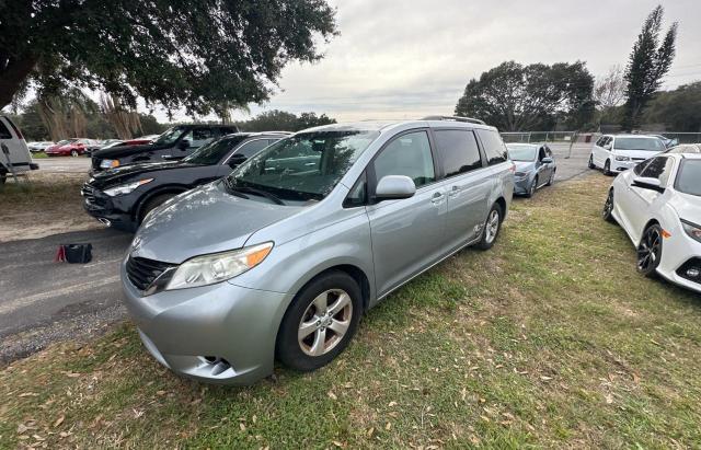 Photo 1 VIN: 5TDKK3DC1BS065268 - TOYOTA SIENNA LE 