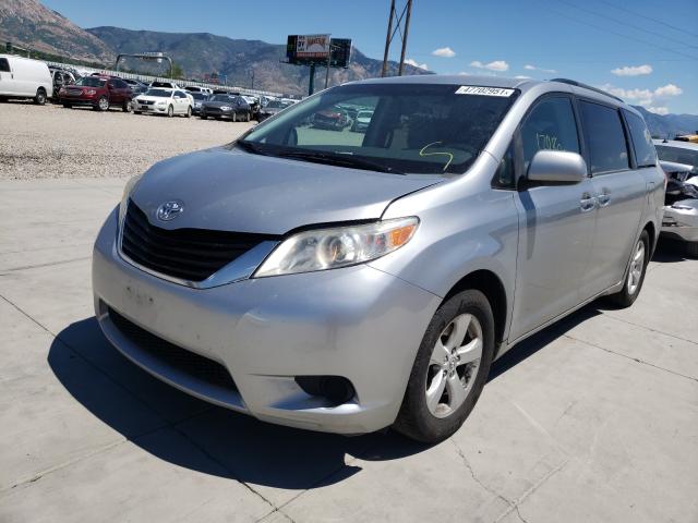 Photo 1 VIN: 5TDKK3DC1BS070177 - TOYOTA SIENNA LE 