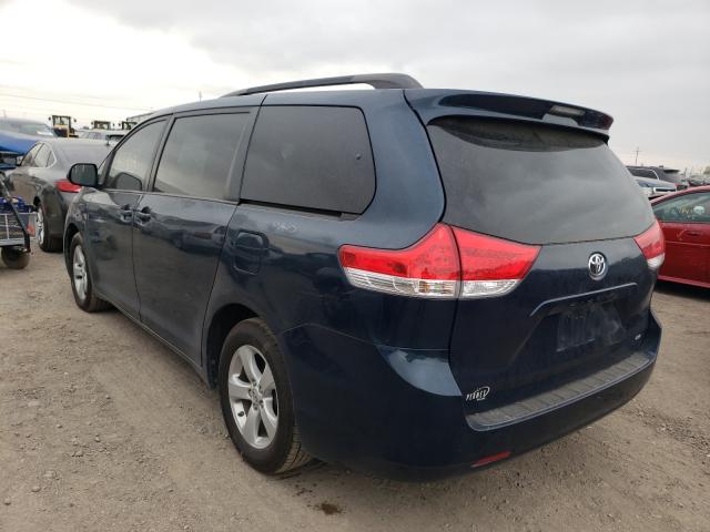 Photo 2 VIN: 5TDKK3DC1BS071037 - TOYOTA SIENNA LE 