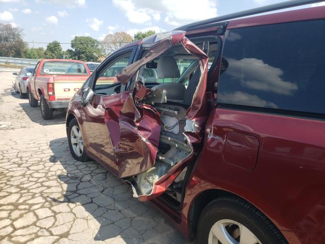 Photo 8 VIN: 5TDKK3DC1BS072186 - TOYOTA SIENNA LE 