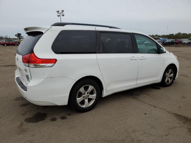 Photo 2 VIN: 5TDKK3DC1BS076271 - TOYOTA SIENNA LE 