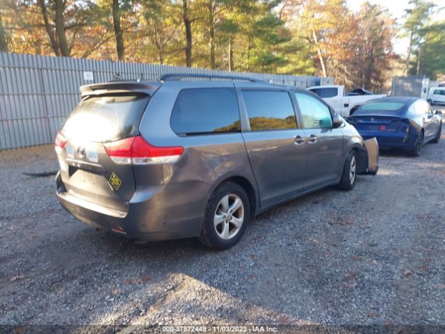 Photo 3 VIN: 5TDKK3DC1BS085455 - TOYOTA SIENNA 