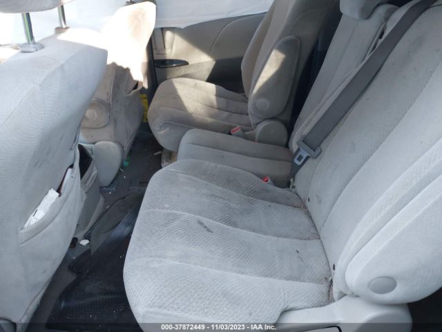 Photo 7 VIN: 5TDKK3DC1BS085455 - TOYOTA SIENNA 