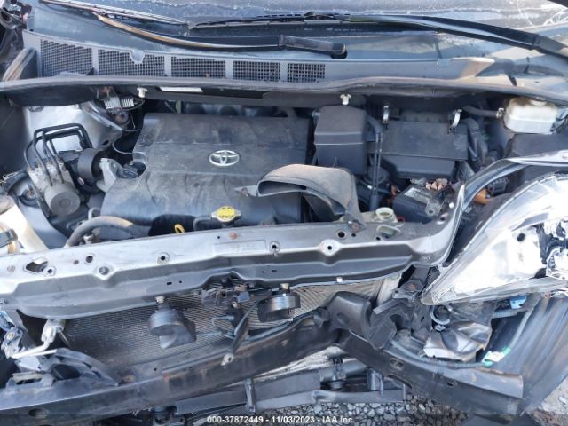 Photo 9 VIN: 5TDKK3DC1BS085455 - TOYOTA SIENNA 