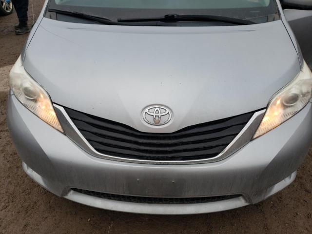 Photo 11 VIN: 5TDKK3DC1BS091482 - TOYOTA SIENNA LE 