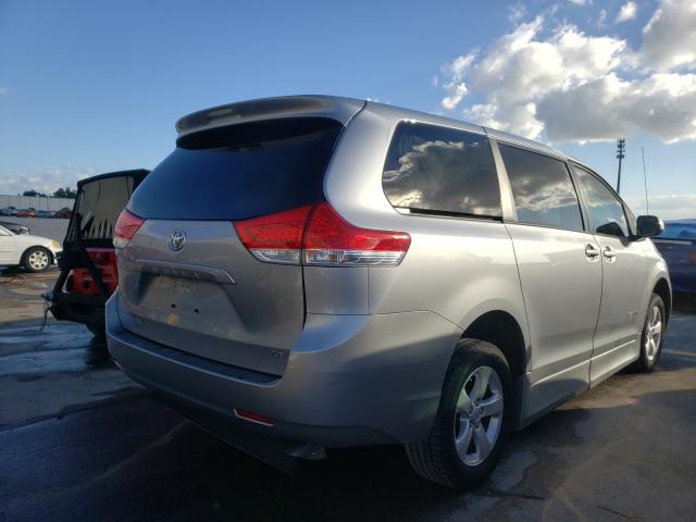 Photo 3 VIN: 5TDKK3DC1BS107616 - TOYOTA SIENNA LE 