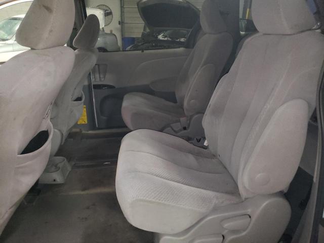 Photo 5 VIN: 5TDKK3DC1BS114565 - TOYOTA SIENNA LE 