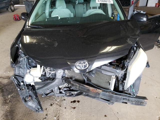 Photo 11 VIN: 5TDKK3DC1BS116123 - TOYOTA SIENNA LE 