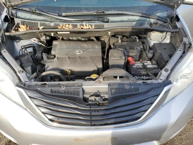 Photo 10 VIN: 5TDKK3DC1BS125985 - TOYOTA SIENNA LE 