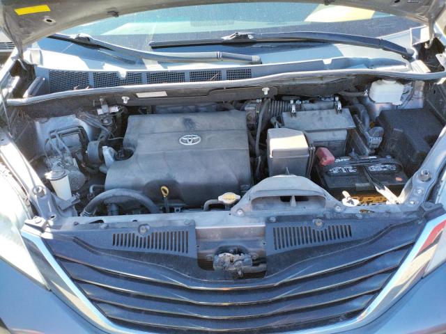 Photo 6 VIN: 5TDKK3DC1BS130619 - TOYOTA SIENNA LE 